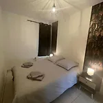 Дом отдыха Maison Bord De Chez Juju *