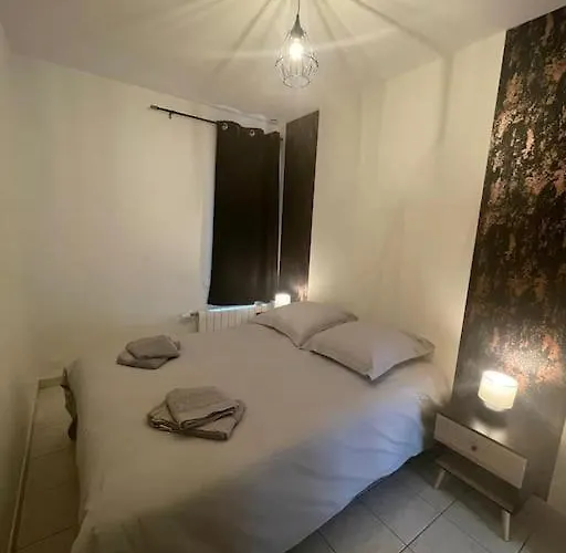 Holiday home Maison Bord De Chez Juju *