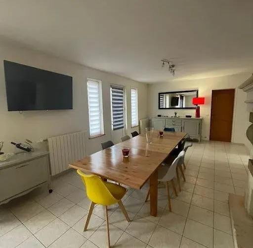 Holiday home Maison Bord De Chez Juju Grandcamp-Maisy