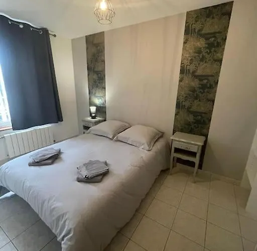 Holiday home Maison Bord De Chez Juju Grandcamp-Maisy